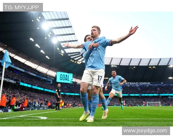 凯文德布劳内如何在足球场上展现天才策划者的非凡才华与智慧