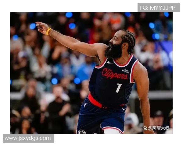 2014年NBA快船与雷霆激战回顾：精彩瞬间与赛季影响分析